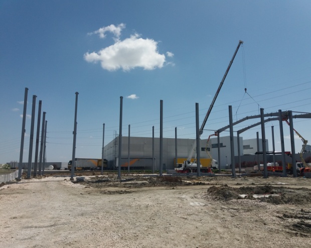 NAVES%20CETOSA%20 PINTO %20%28VERTEBRA%29%20ESTRUCTURA%20METALICA.jpeg